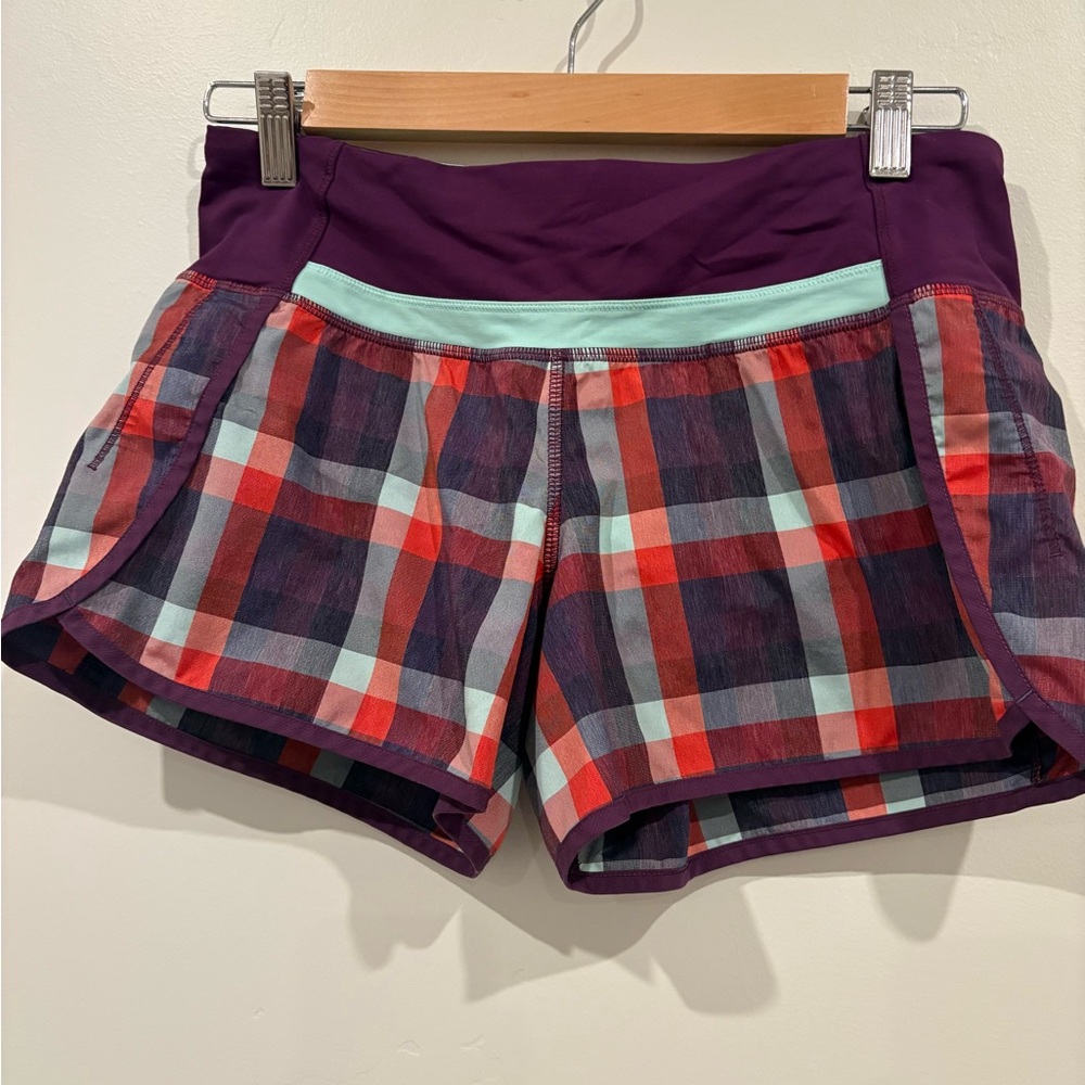 Lululemon purple plaid wheezy short size 4